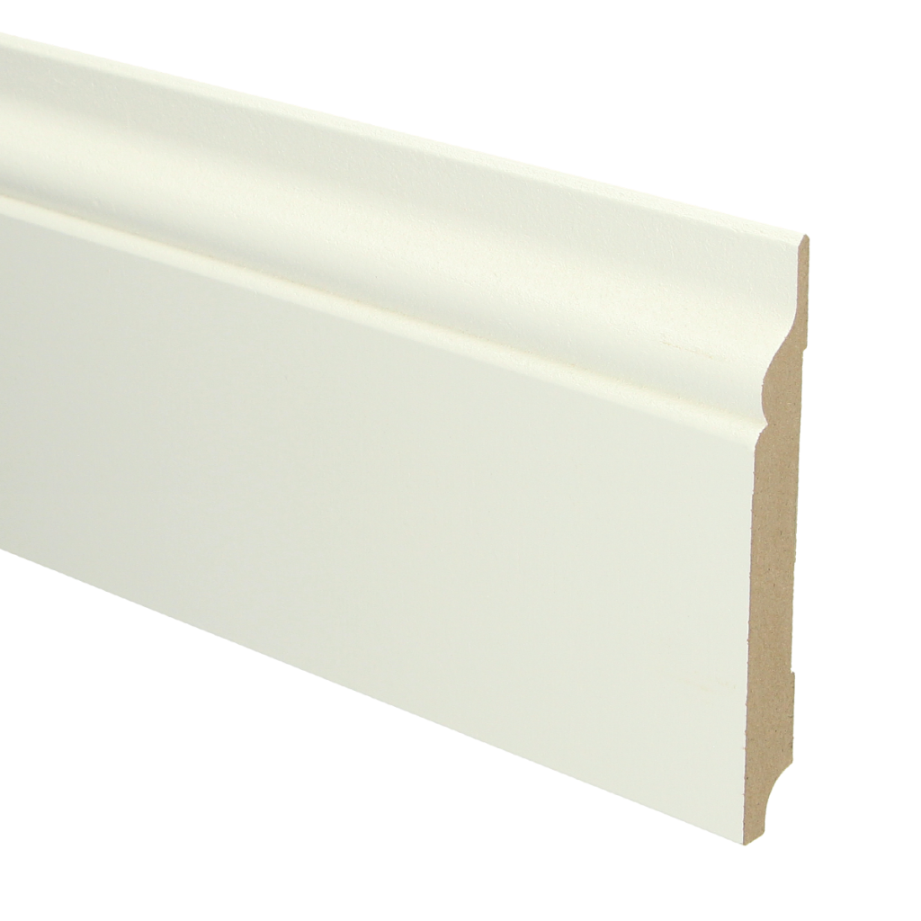 055 MDF Romantische plint 150x18 wit voorgel. RAL 9010